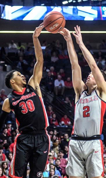Frazier, Maten lead Georgia over Mississippi 69-47 (Jan 11, 2017)
